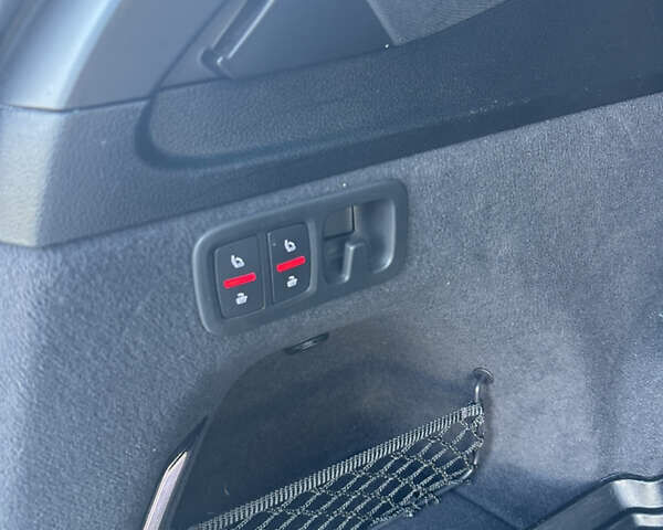 Белый Ауди Ку 7, объемом двигателя 3 л и пробегом 123 тыс. км за 37000 $, фото 17 на Automoto.ua