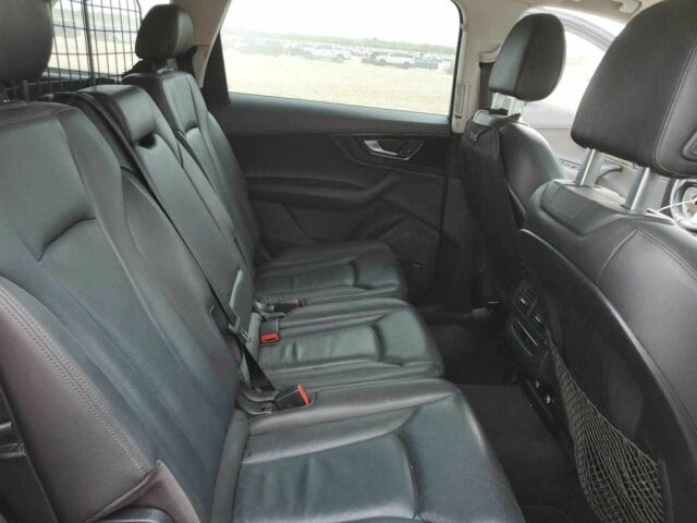 Белый Ауди Ку 7, объемом двигателя 3 л и пробегом 136 тыс. км за 6900 $, фото 9 на Automoto.ua