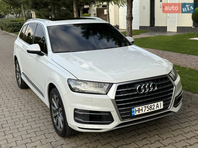 Білий Ауді Ку 7, об'ємом двигуна 3 л та пробігом 108 тис. км за 31900 $, фото 46 на Automoto.ua