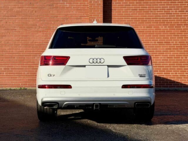 Білий Ауді Ку 7, об'ємом двигуна 3 л та пробігом 37 тис. км за 15900 $, фото 6 на Automoto.ua