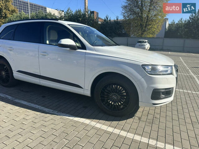 Белый Ауди Ку 7, объемом двигателя 3 л и пробегом 145 тыс. км за 31500 $, фото 27 на Automoto.ua