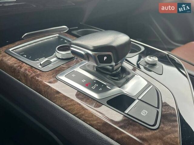 Белый Ауди Ку 7, объемом двигателя 3 л и пробегом 105 тыс. км за 31990 $, фото 18 на Automoto.ua