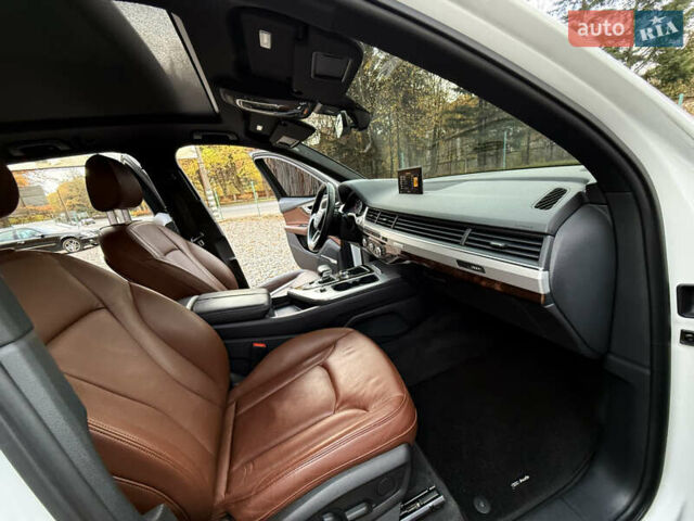Ауді Ку 7 2018 у Трускавце на Automoto.ua Білий Ауді Ку 7, об'ємом двигуна 2 л та пробігом 136 тис. км за 29599 $, фото 28 на Automoto.ua