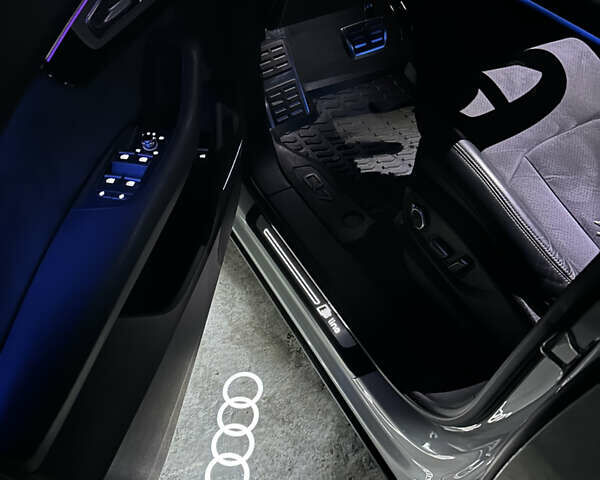 Білий Ауді Ку 7, об'ємом двигуна 2.97 л та пробігом 121 тис. км за 53700 $, фото 32 на Automoto.ua