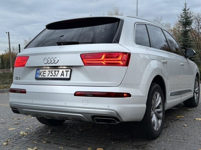 Ауді Ку 7 2018 у Кам'янське (Дніпродзержинськ) на Automoto.ua Білий Ауді Ку 7, об'ємом двигуна 3 л та пробігом 85 тис. км за 27900 $, фото 9 на Automoto.ua