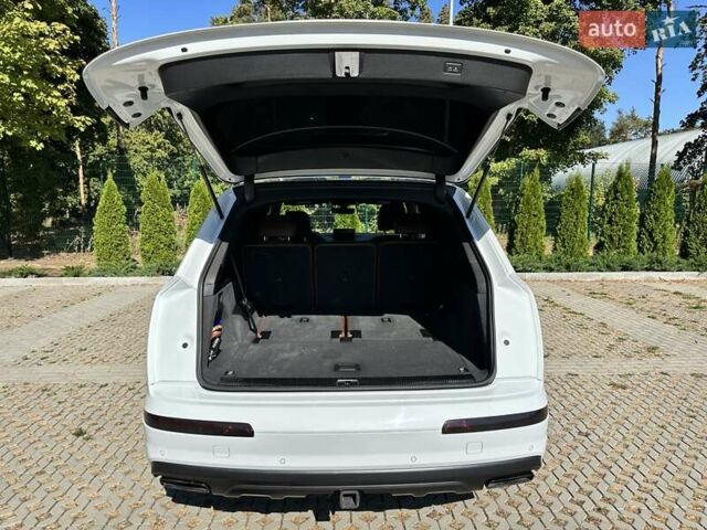 Белый Ауди Ку 7, объемом двигателя 3 л и пробегом 91 тыс. км за 36499 $, фото 40 на Automoto.ua