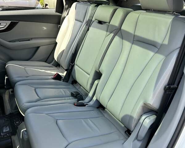 Белый Ауди Ку 7, объемом двигателя 2 л и пробегом 128 тыс. км за 27700 $, фото 17 на Automoto.ua