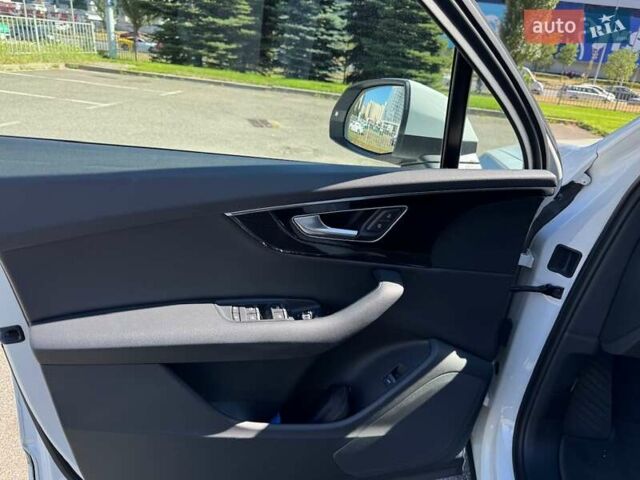 Белый Ауди Ку 7, объемом двигателя 3 л и пробегом 114 тыс. км за 41000 $, фото 23 на Automoto.ua