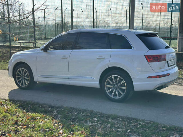 Білий Ауді Ку 7, об'ємом двигуна 2 л та пробігом 106 тис. км за 29500 $, фото 7 на Automoto.ua