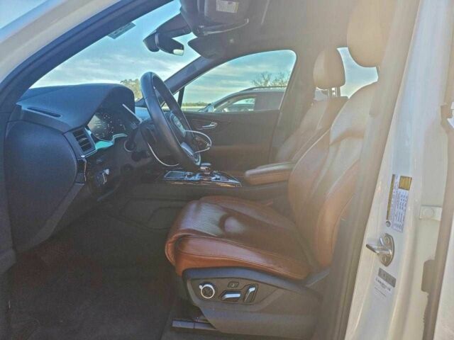 Белый Ауди Ку 7, объемом двигателя 3 л и пробегом 114 тыс. км за 6100 $, фото 6 на Automoto.ua