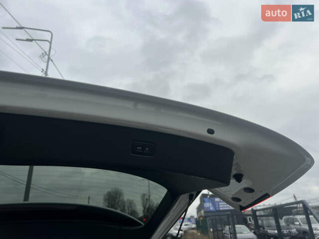 Белый Ауди Ку 7, объемом двигателя 2 л и пробегом 102 тыс. км за 26999 $, фото 28 на Automoto.ua