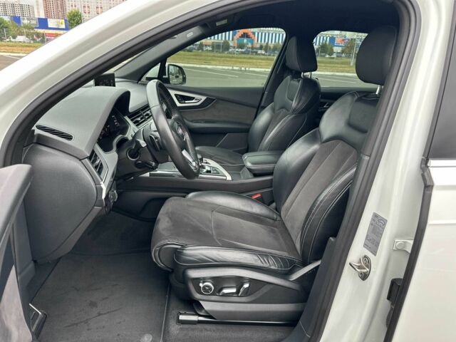 Білий Ауді Ку 7, об'ємом двигуна 3 л та пробігом 145 тис. км за 39555 $, фото 14 на Automoto.ua
