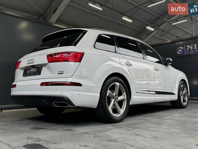 Ауді Ку 7 2018 у Києві на Automoto.ua Білий Ауді Ку 7, об'ємом двигуна 3 л та пробігом 132 тис. км за 57000 $, фото 18 на Automoto.ua
