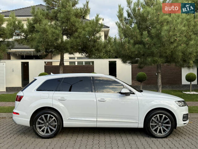 Білий Ауді Ку 7, об'ємом двигуна 3 л та пробігом 108 тис. км за 31900 $, фото 49 на Automoto.ua