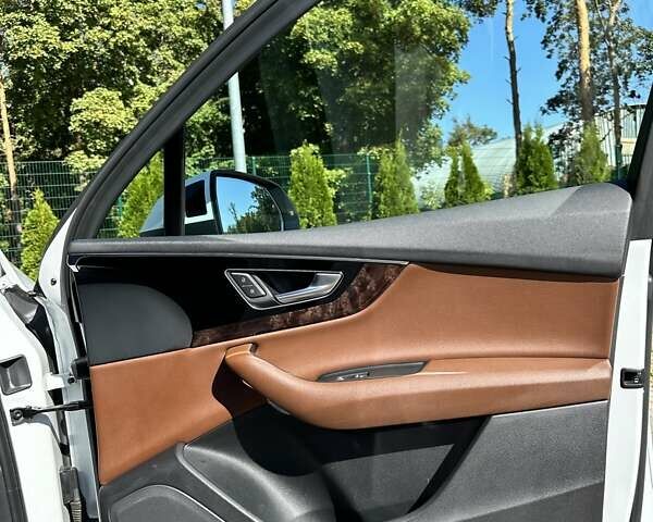 Белый Ауди Ку 7, объемом двигателя 3 л и пробегом 91 тыс. км за 36499 $, фото 20 на Automoto.ua