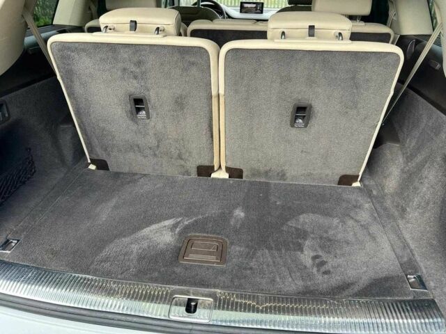 Белый Ауди Ку 7, объемом двигателя 2 л и пробегом 96 тыс. км за 21000 $, фото 4 на Automoto.ua