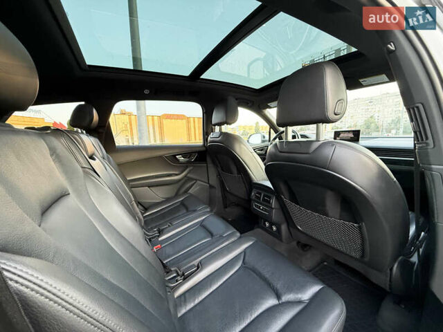 Білий Ауді Ку 7, об'ємом двигуна 2.97 л та пробігом 157 тис. км за 34000 $, фото 9 на Automoto.ua