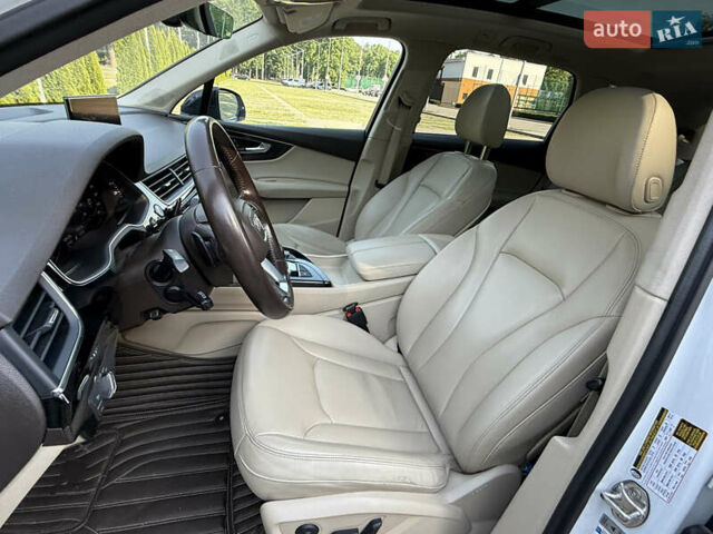 Білий Ауді Ку 7, об'ємом двигуна 3 л та пробігом 140 тис. км за 30999 $, фото 49 на Automoto.ua