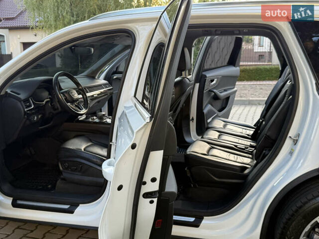 Белый Ауди Ку 7, объемом двигателя 3 л и пробегом 108 тыс. км за 29900 $, фото 77 на Automoto.ua