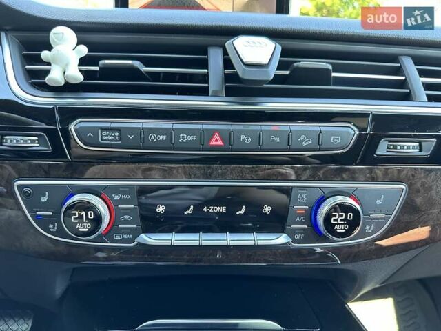 Белый Ауди Ку 7, объемом двигателя 3 л и пробегом 91 тыс. км за 36499 $, фото 36 на Automoto.ua