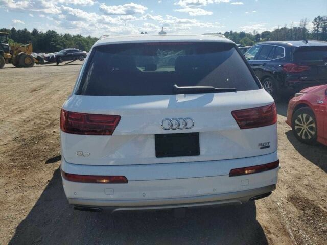 Білий Ауді Ку 7, об'ємом двигуна 3 л та пробігом 77 тис. км за 8900 $, фото 5 на Automoto.ua