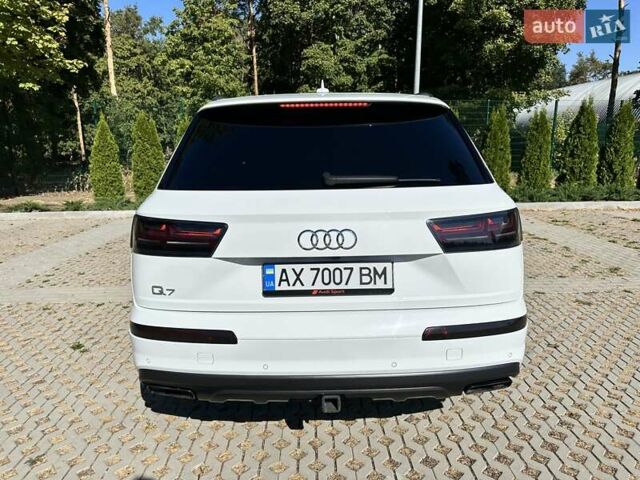 Белый Ауди Ку 7, объемом двигателя 3 л и пробегом 91 тыс. км за 36499 $, фото 6 на Automoto.ua