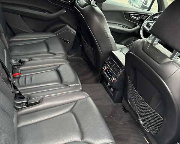 Белый Ауди Ку 7, объемом двигателя 3 л и пробегом 87 тыс. км за 32500 $, фото 16 на Automoto.ua