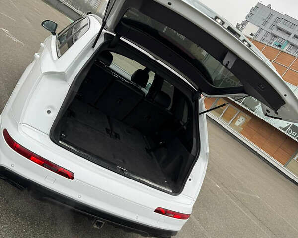 Белый Ауди Ку 7, объемом двигателя 3 л и пробегом 87 тыс. км за 32500 $, фото 34 на Automoto.ua