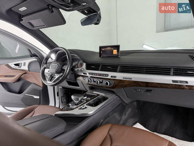 Белый Ауди Ку 7, объемом двигателя 2 л и пробегом 136 тыс. км за 25999 $, фото 60 на Automoto.ua