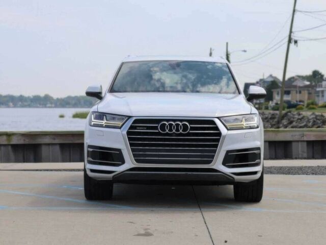 Ауди Ку 7 2018 в Полтаве на Automoto.ua Белый Ауди Ку 7, объемом двигателя 3 л и пробегом 50 тыс. км за 18000 $, фото 1 на Automoto.ua