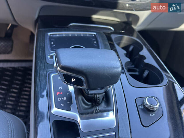 Білий Ауді Ку 7, об'ємом двигуна 3 л та пробігом 104 тис. км за 28500 $, фото 58 на Automoto.ua