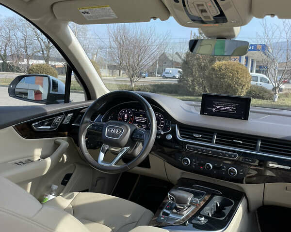 Білий Ауді Ку 7, об'ємом двигуна 3 л та пробігом 140 тис. км за 33500 $, фото 28 на Automoto.ua