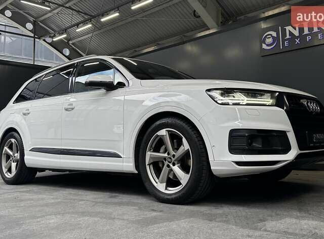 Ауді Ку 7 2018 у Києві на Automoto.ua Білий Ауді Ку 7, об'ємом двигуна 3 л та пробігом 132 тис. км за 57000 $, фото 22 на Automoto.ua
