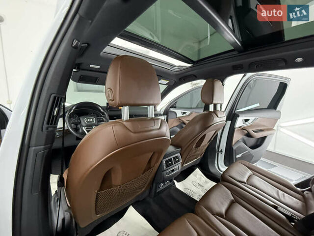 Белый Ауди Ку 7, объемом двигателя 2 л и пробегом 136 тыс. км за 25999 $, фото 44 на Automoto.ua