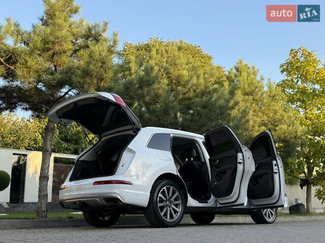 Белый Ауди Ку 7, объемом двигателя 3 л и пробегом 108 тыс. км за 29900 $, фото 68 на Automoto.ua