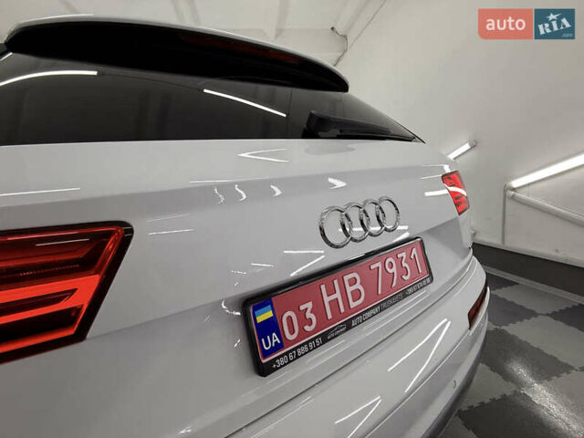 Білий Ауді Ку 7, об'ємом двигуна 2 л та пробігом 136 тис. км за 29599 $, фото 34 на Automoto.ua