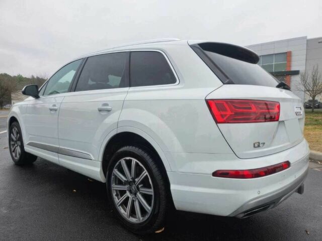 Белый Ауди Ку 7, объемом двигателя 3 л и пробегом 50 тыс. км за 8900 $, фото 2 на Automoto.ua