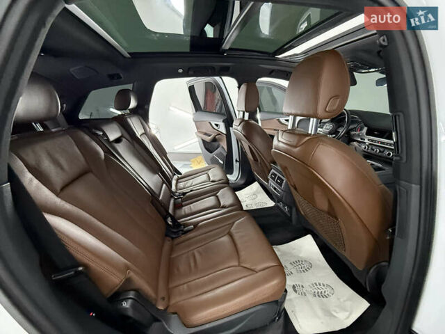 Белый Ауди Ку 7, объемом двигателя 2 л и пробегом 136 тыс. км за 25999 $, фото 67 на Automoto.ua