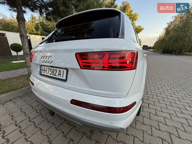 Білий Ауді Ку 7, об'ємом двигуна 3 л та пробігом 108 тис. км за 31900 $, фото 71 на Automoto.ua