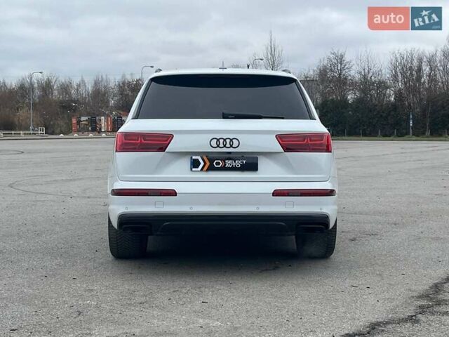 Белый Ауди Ку 7, объемом двигателя 3 л и пробегом 105 тыс. км за 31990 $, фото 2 на Automoto.ua