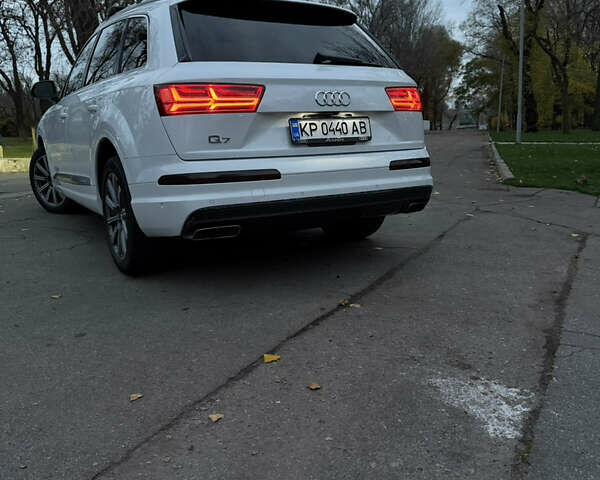 Білий Ауді Ку 7, об'ємом двигуна 1.98 л та пробігом 95 тис. км за 36000 $, фото 8 на Automoto.ua