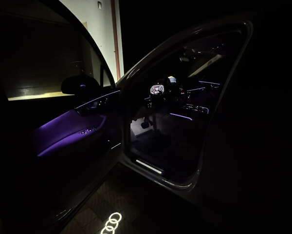 Белый Ауди Ку 7, объемом двигателя 3 л и пробегом 180 тыс. км за 38999 $, фото 16 на Automoto.ua