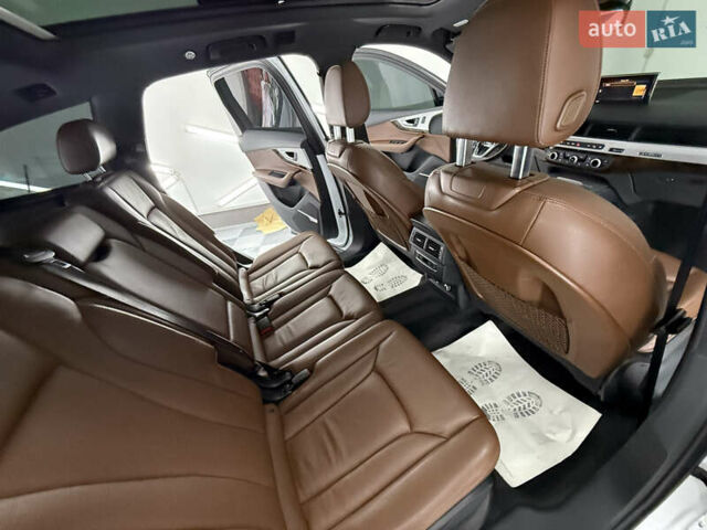 Белый Ауди Ку 7, объемом двигателя 2 л и пробегом 136 тыс. км за 25999 $, фото 66 на Automoto.ua