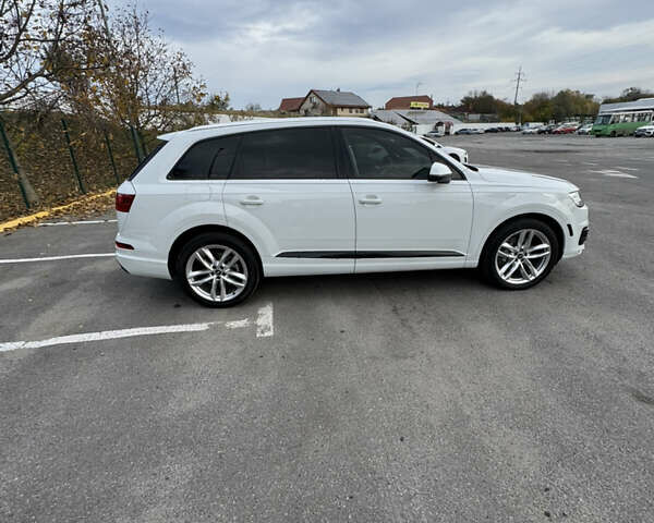 Белый Ауди Ку 7, объемом двигателя 3 л и пробегом 185 тыс. км за 33000 $, фото 4 на Automoto.ua