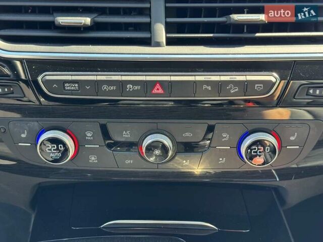 Белый Ауди Ку 7, объемом двигателя 3 л и пробегом 114 тыс. км за 41000 $, фото 37 на Automoto.ua