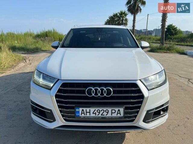 Ауді Ку 7 2018 у Києві на Automoto.ua Білий Ауді Ку 7, об'ємом двигуна 3 л та пробігом 118 тис. км за 32700 $, фото 5 на Automoto.ua