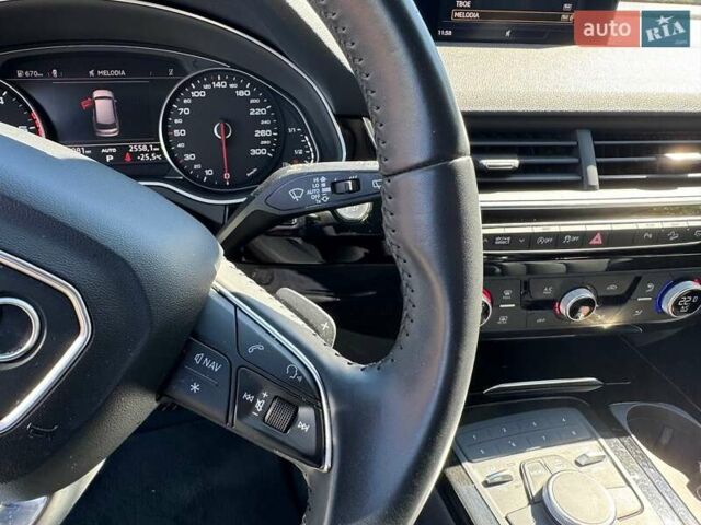 Белый Ауди Ку 7, объемом двигателя 3 л и пробегом 114 тыс. км за 41000 $, фото 32 на Automoto.ua