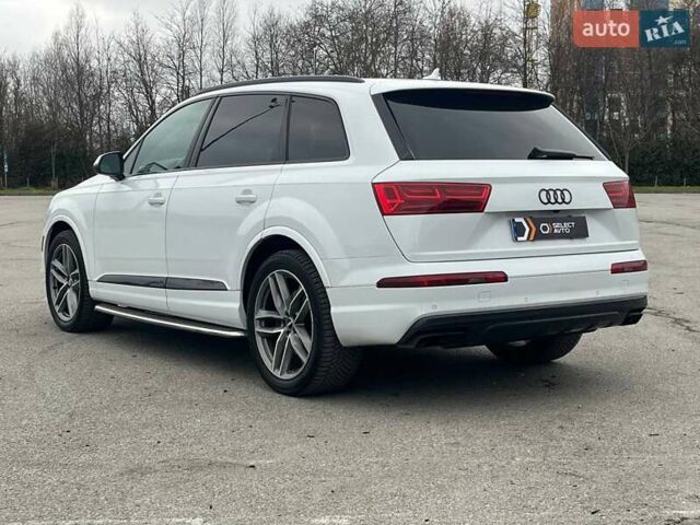 Белый Ауди Ку 7, объемом двигателя 3 л и пробегом 105 тыс. км за 31990 $, фото 1 на Automoto.ua