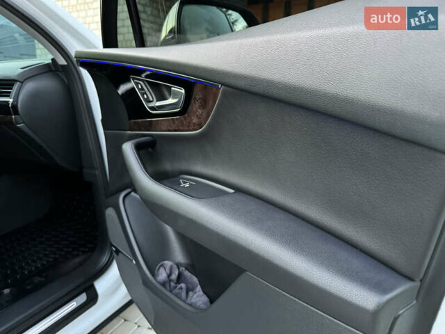 Ауді Ку 7 2018 у Самборе на Automoto.ua Білий Ауді Ку 7, об'ємом двигуна 3 л та пробігом 192 тис. км за 28500 $, фото 19 на Automoto.ua