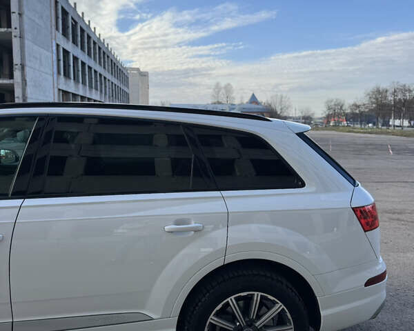 Білий Ауді Ку 7, об'ємом двигуна 1.98 л та пробігом 112 тис. км за 36800 $, фото 9 на Automoto.ua